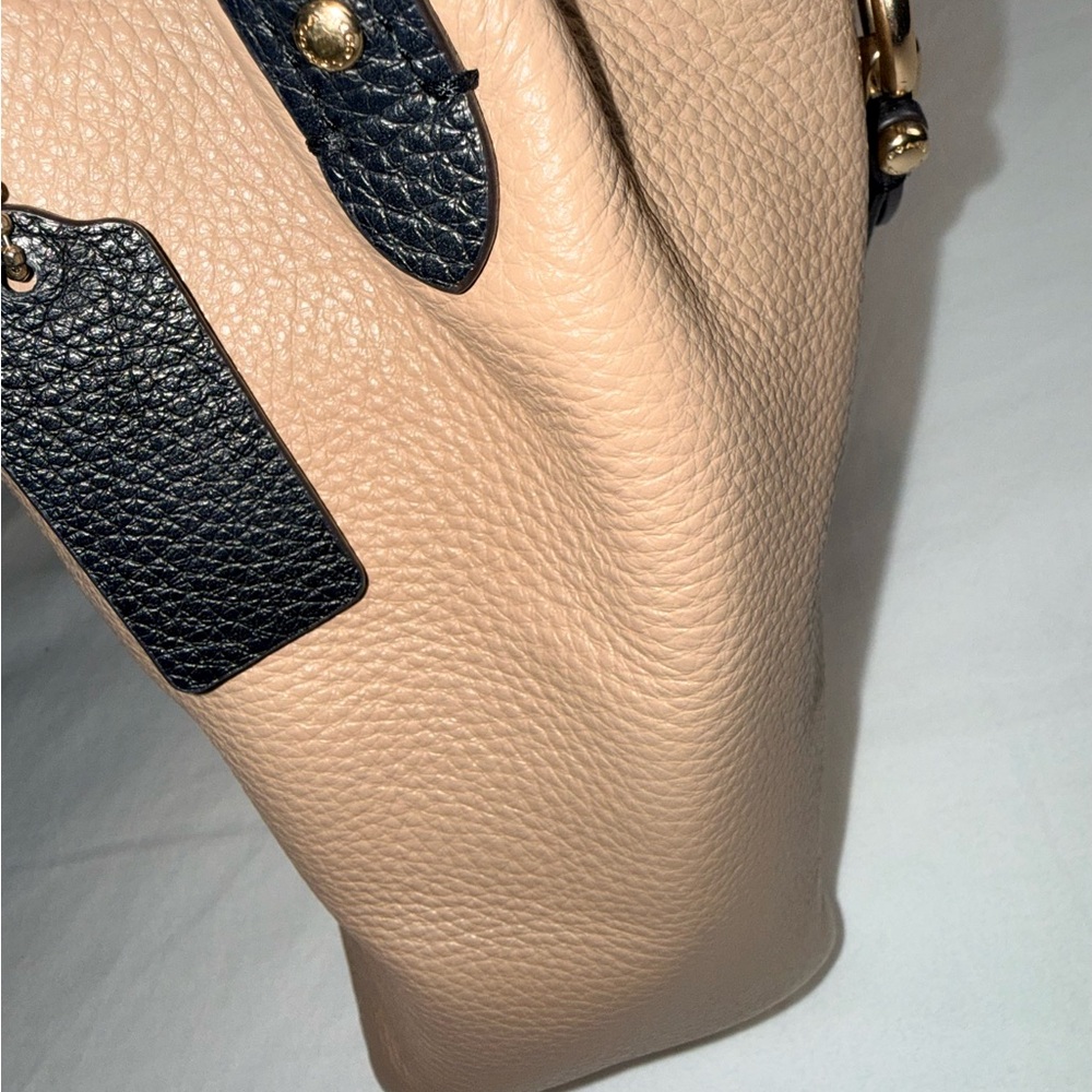 Coach Women's Black, Tan, and Cream Crossbody Bag - Picture 4 of 7